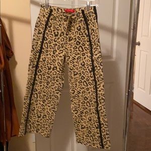 Leopard print crop jeans